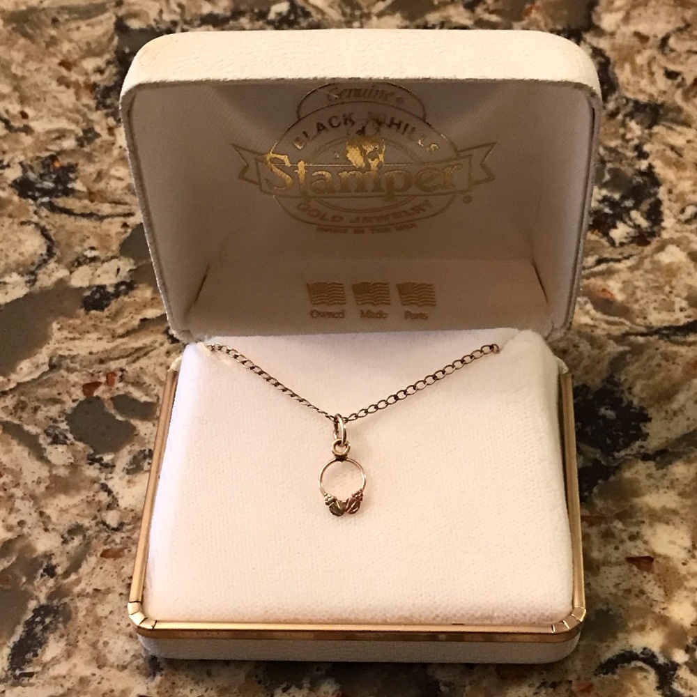 Vintage Black Hills Gold Necklace “15 Chain